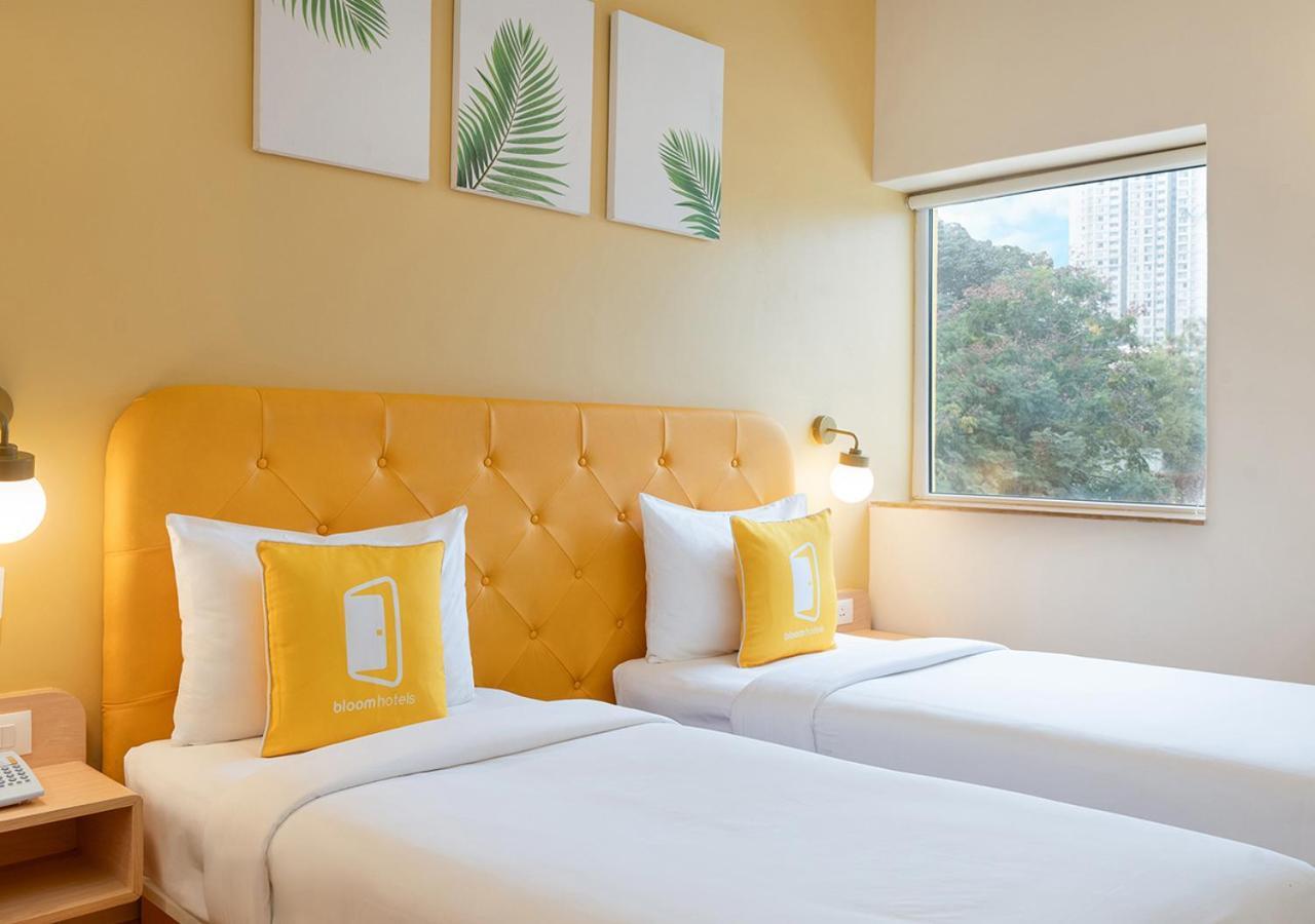 Bloom Hotel Financial District Хайдарабад Экстерьер фото